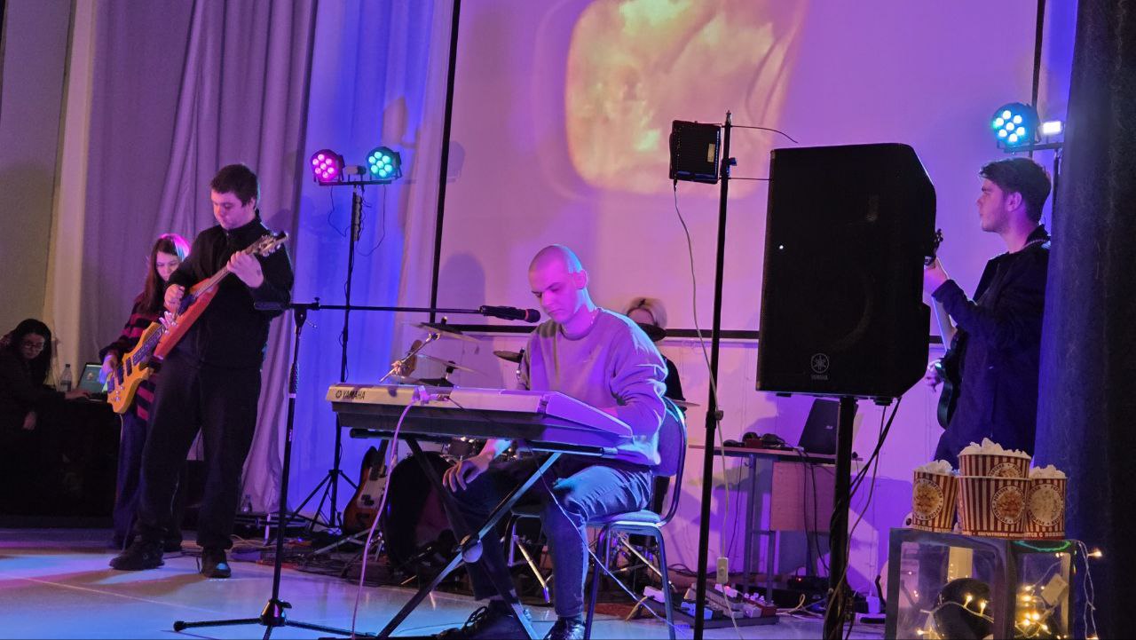 image 09 02 26 11 33